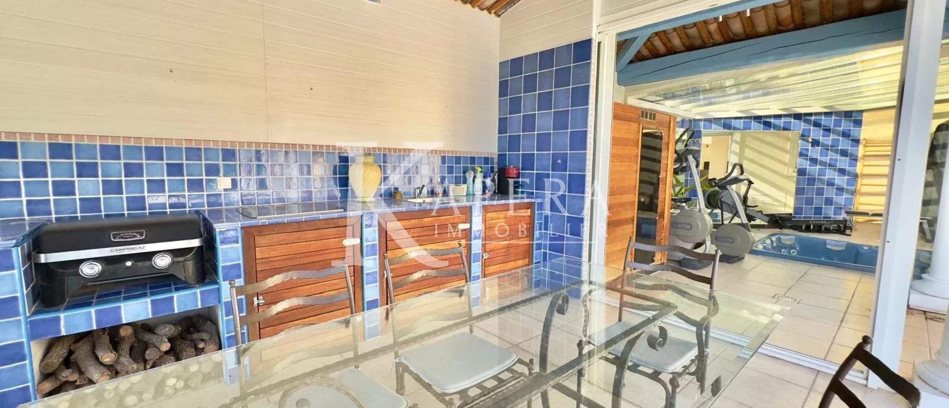 VENTE VILLA D'ARCHITECTE 6P 203M² DANS DOMAINE PRIVE - FALICON