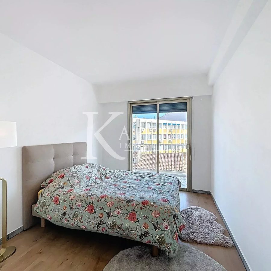 VENTE 2P 62M2 - CAGNES SUR MER CENTRE - BALCON