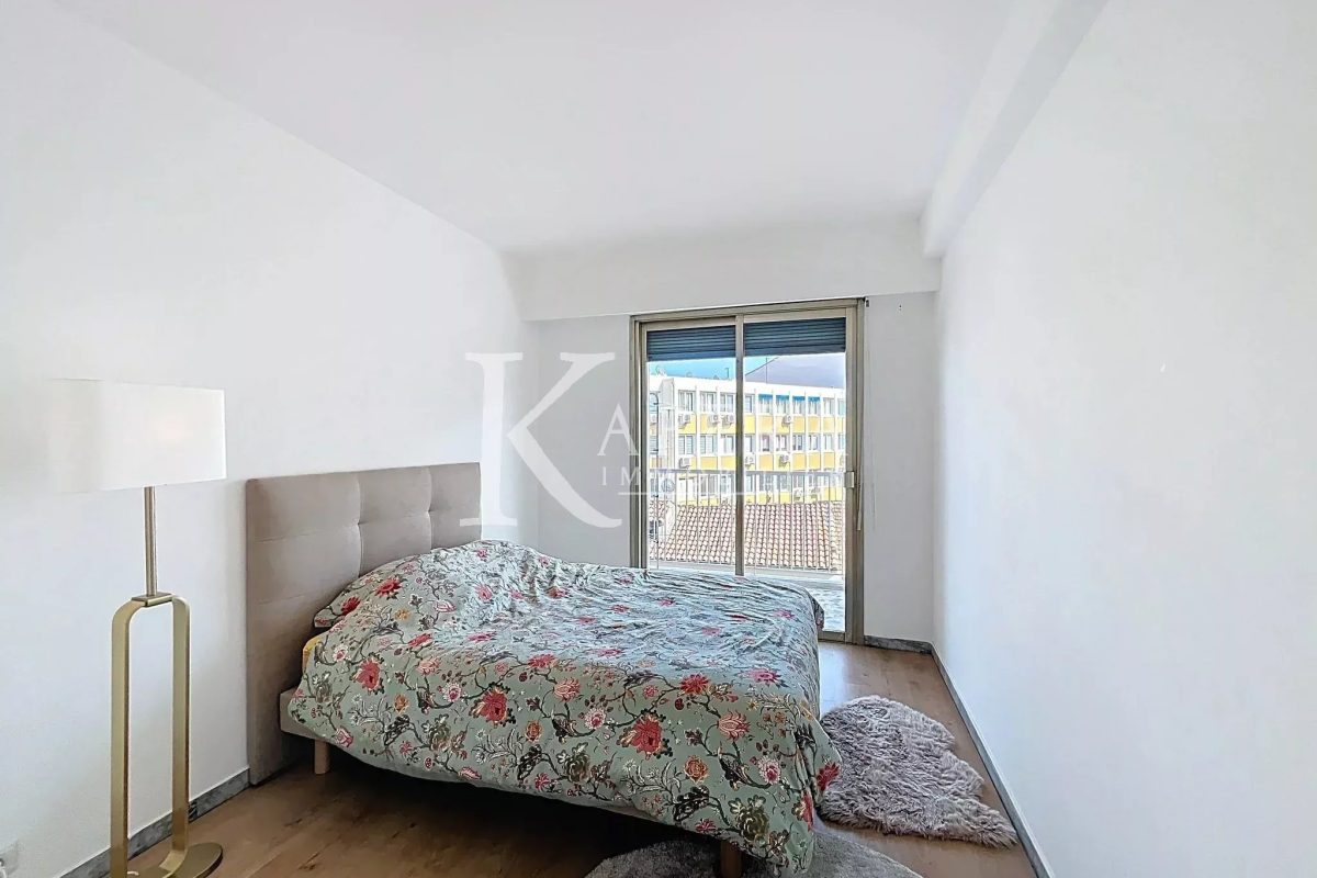 VENTE 2P 62M2 - CAGNES SUR MER CENTRE - BALCON