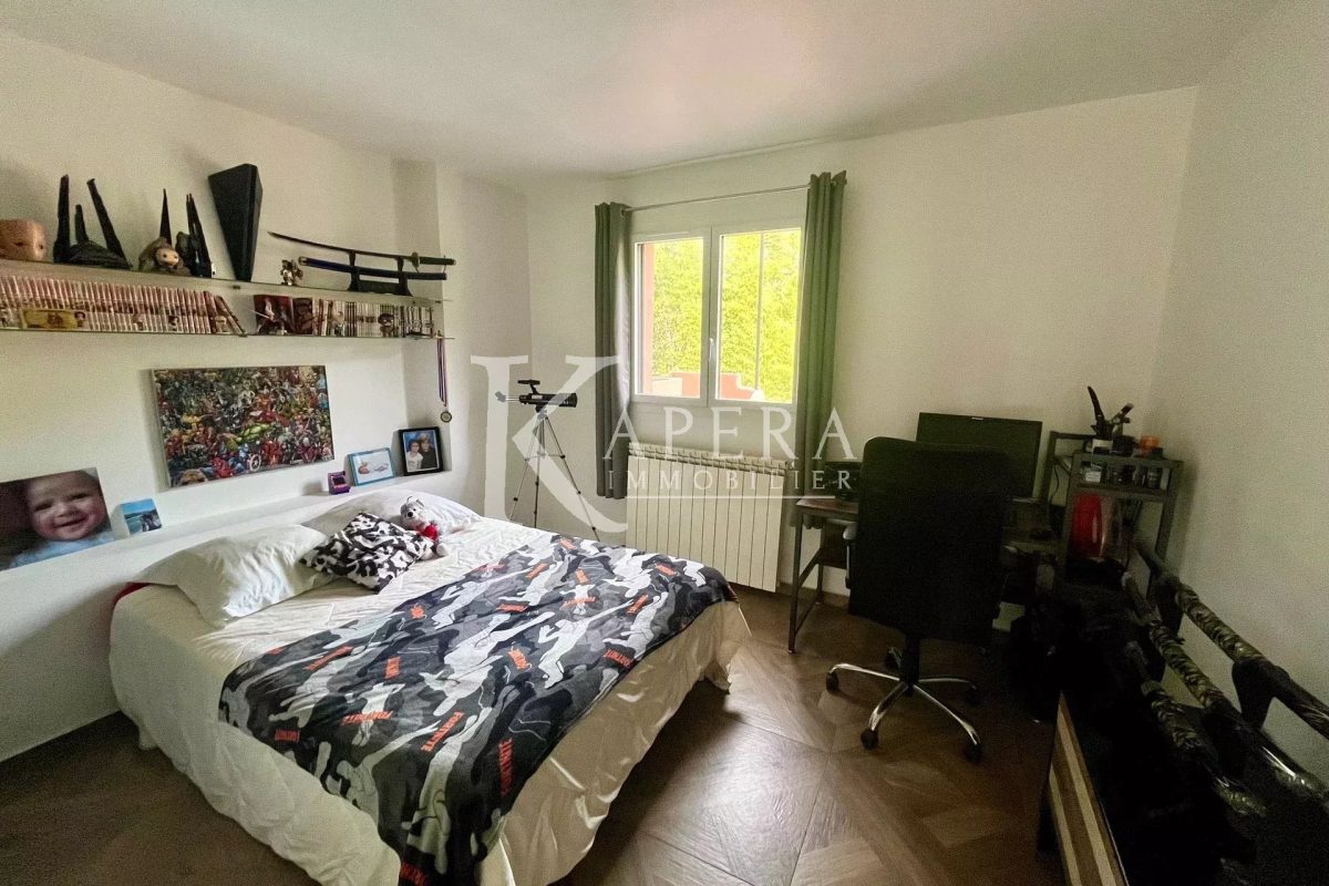 VENTE MAISON 9P 295M2 - FALICON - TERRAIN PISCINABLE