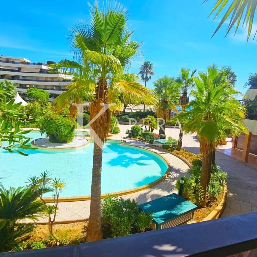 VENTE 3P 103M2 - PORT SAINT LAURENT DU VAR - TERRASSE