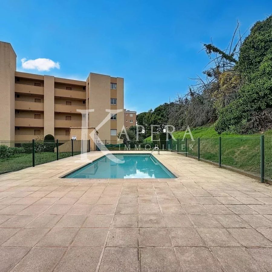 VENTE 3P 63M2 - CAGNES SUR MER / LES VESPINS - TERRASSE - PARKING