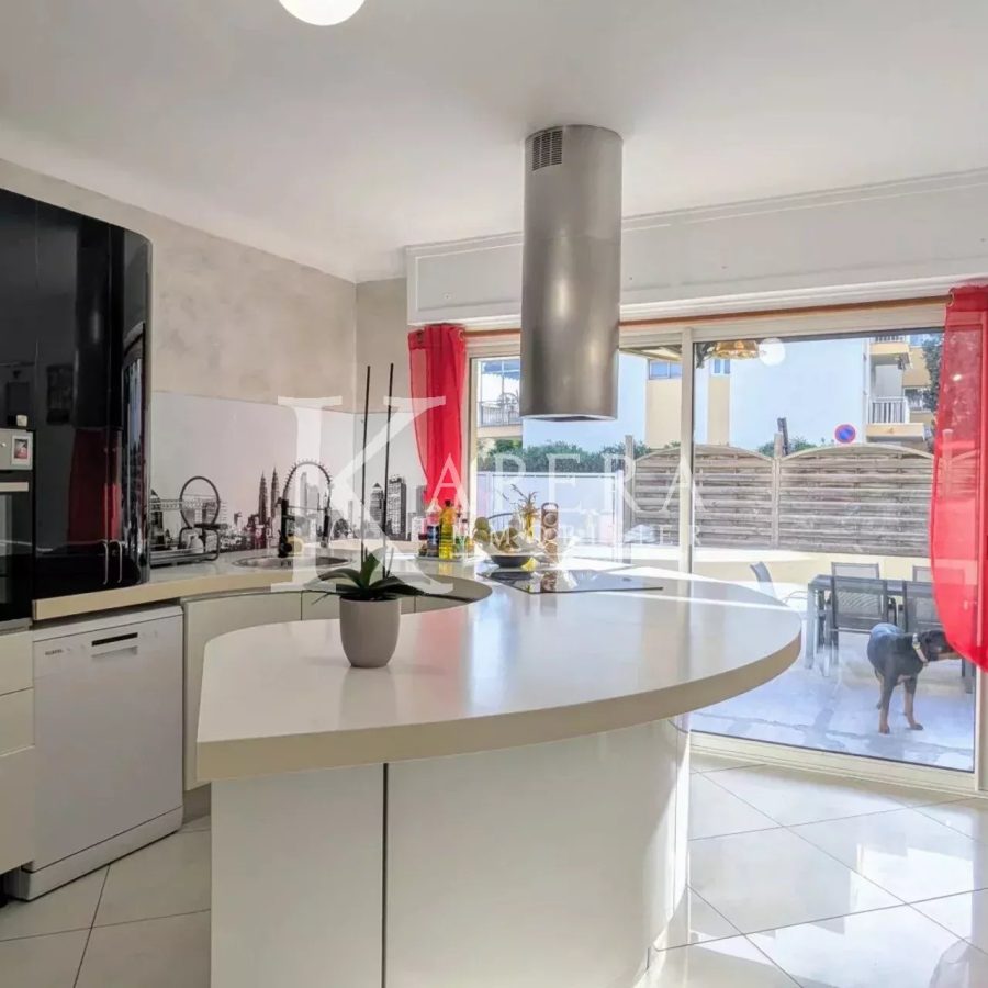 VENTE 5P 180M2 - ST LAURENT DU VAR/GARE - REZ DE JARDIN