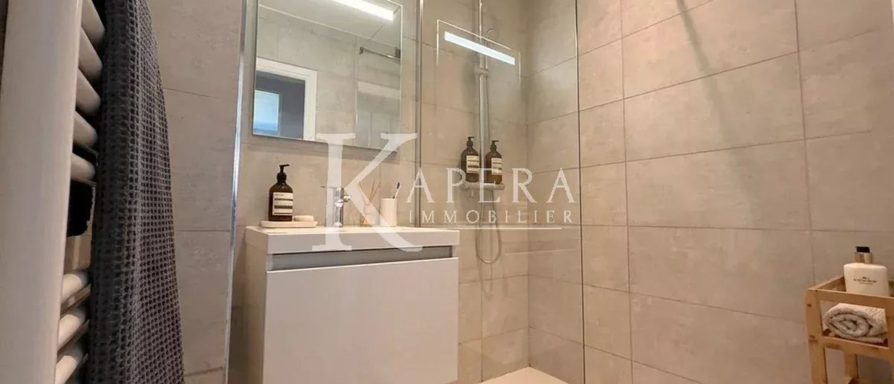 LOCATION 4P MEUBLÉ 100m2 -ANTIBES ROSTAGNE-GARAGE