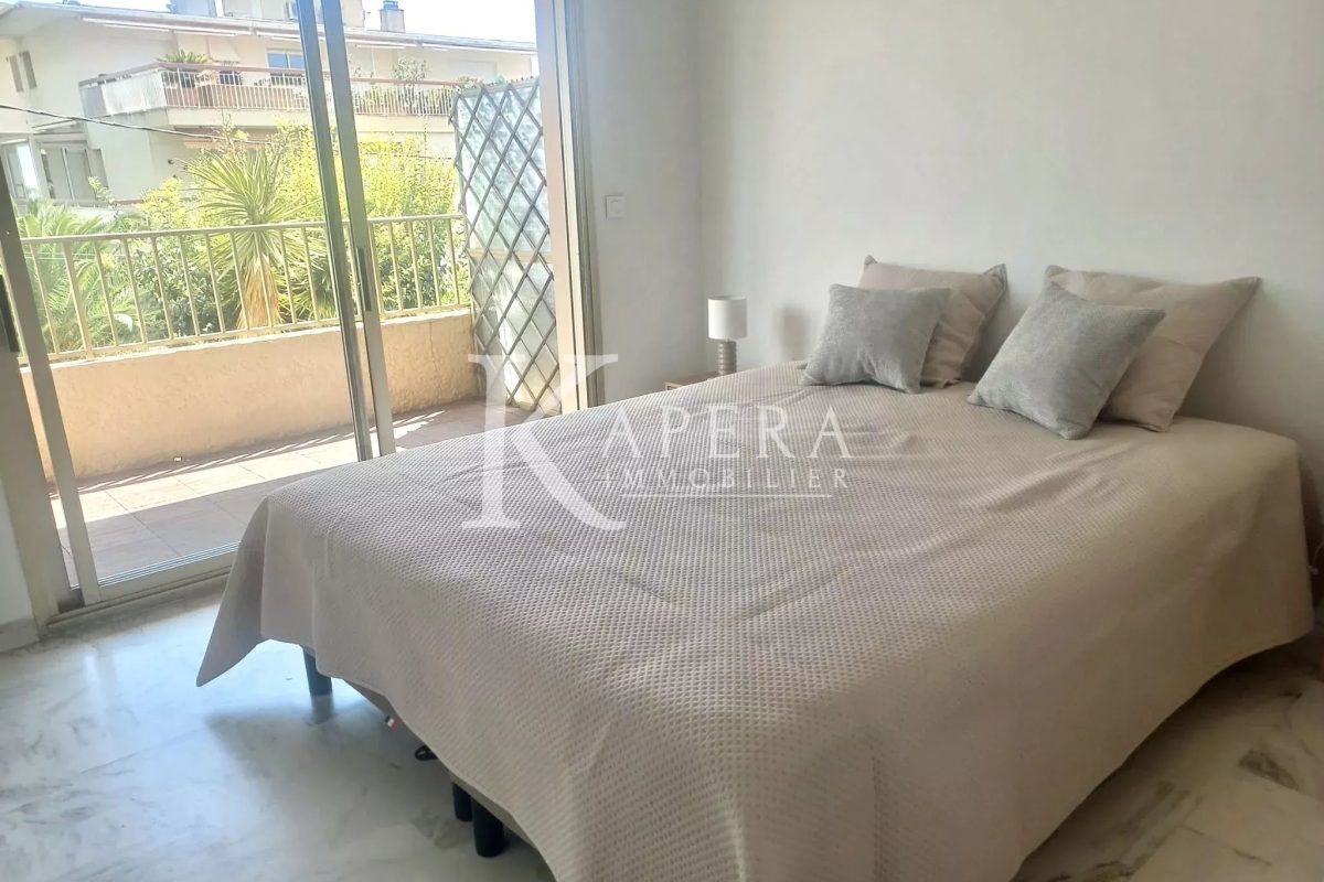 LOCATION 4P MEUBLÉ 100m2 -ANTIBES ROSTAGNE-GARAGE