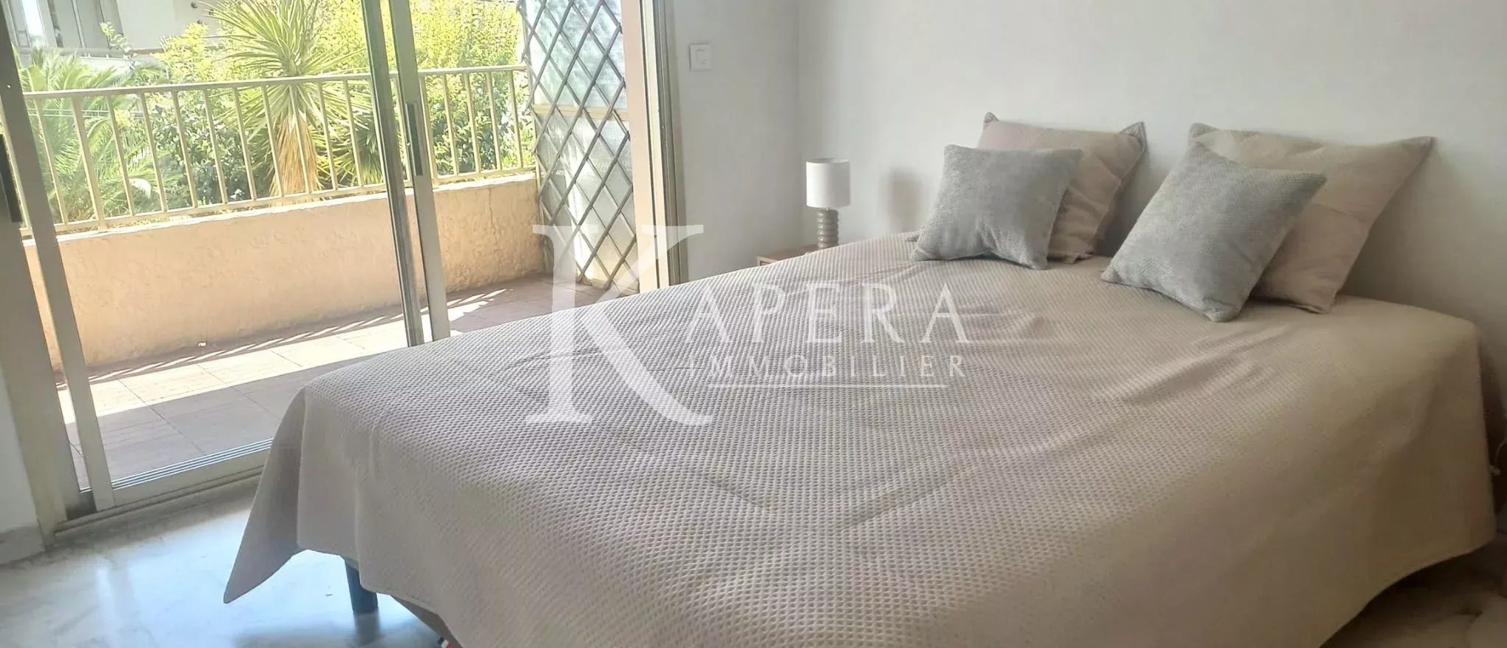 LOCATION 4P MEUBLÉ 100m2 -ANTIBES ROSTAGNE-GARAGE