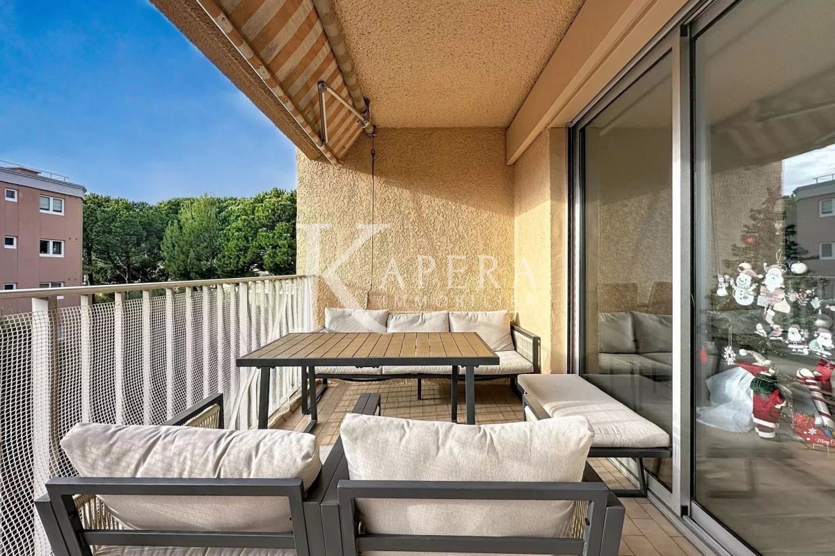 VENTE 3P 63M2 - CAGNES SUR MER / LES VESPINS - TERRASSE - PARKING