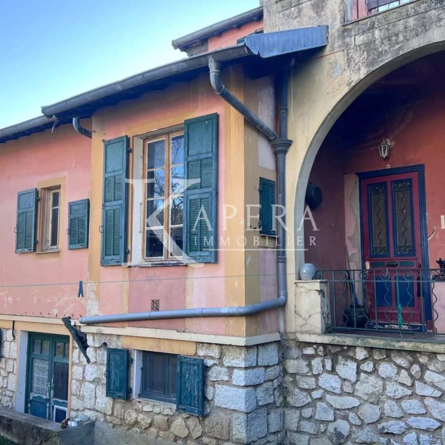 VENTE MAISON FAMILIALE 6P 163M2 - CAGNES SUR MER/ BREGUIERES - BEAU TERRAIN - CALME