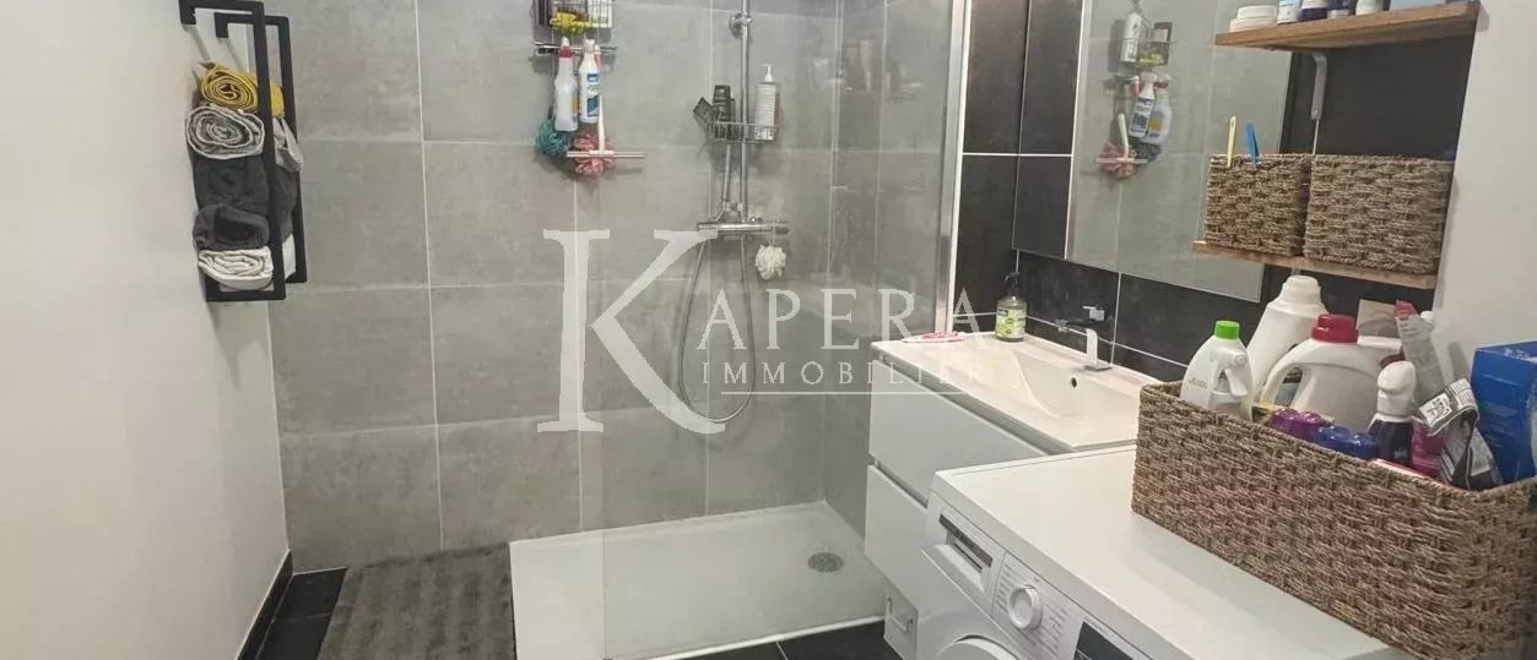 VENTE 2P 40M2 - VALLAURIS - CENTRE VILLE -  TERRASSE - PARKING