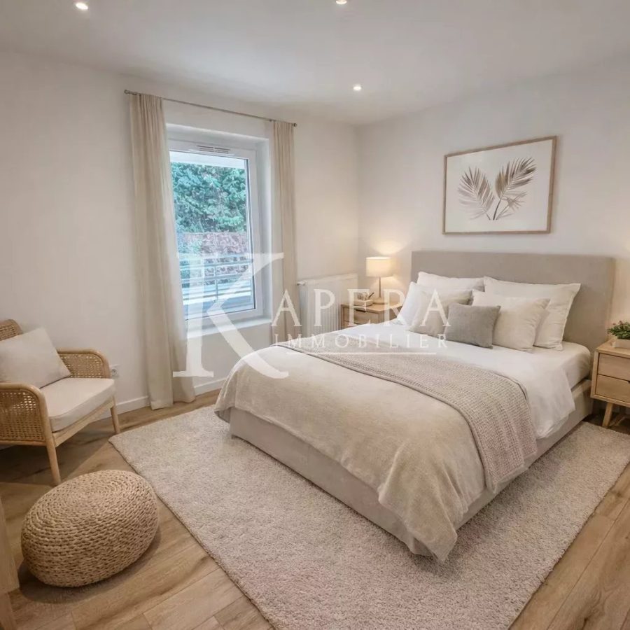 VENTE 2P 42,76M2 - CAGNES SUR MER/L'HUBAC - DOUBLE GARAGE - TERRASSE