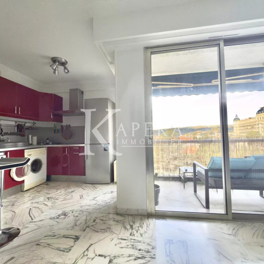 LOCATION 2P 50 m2 - NICE CIMIEZ - VUE DEGAGEE- GARAGE 24M2-CAVE