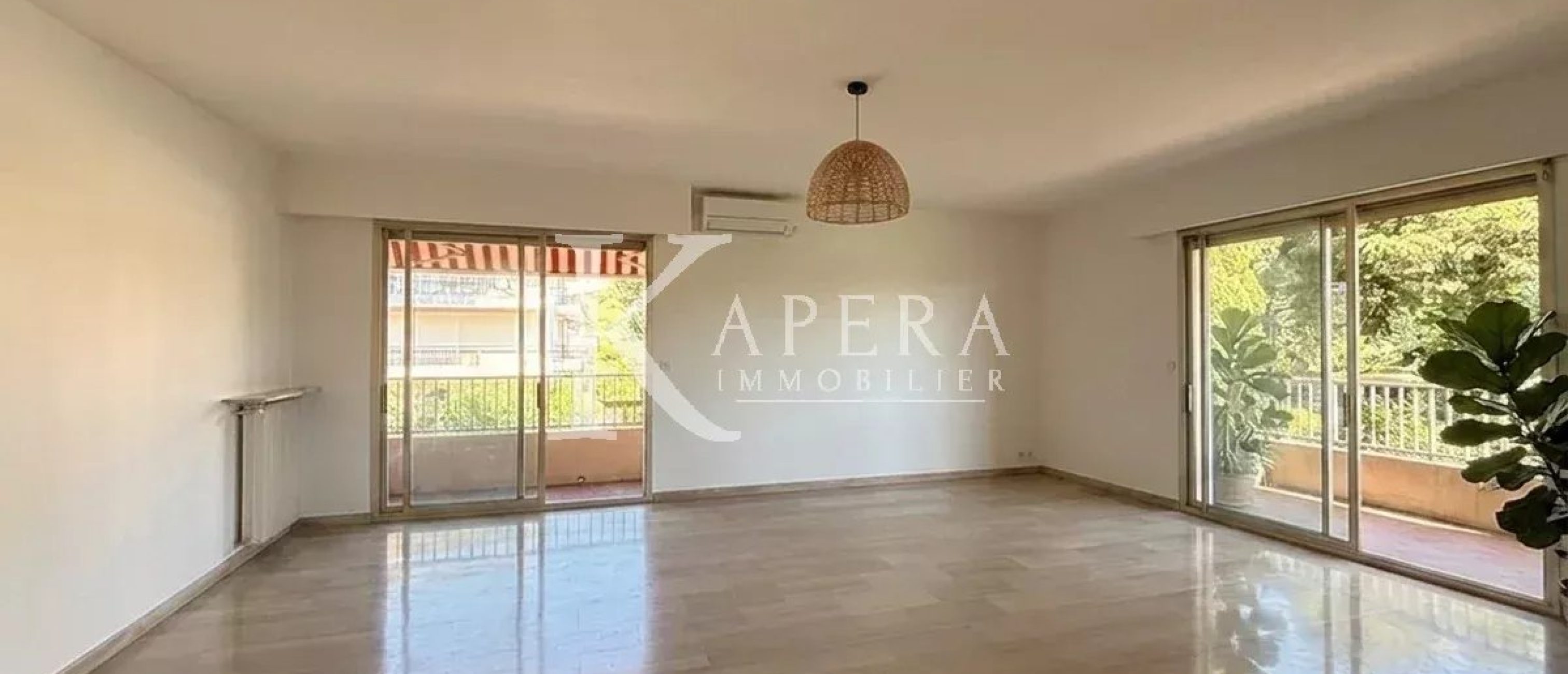 LOCATION 4P MEUBLÉ 100m2 -ANTIBES ROSTAGNE-GARAGE