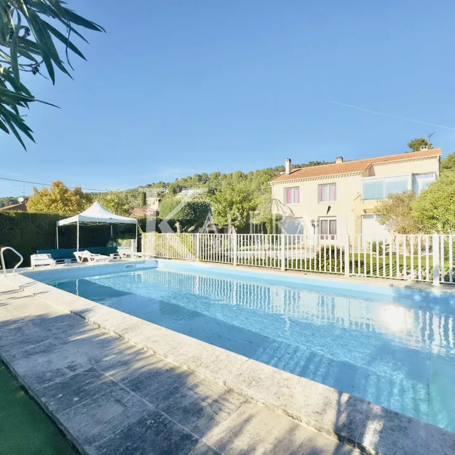 VENTE MAISON 181M2 - DRAGUIGNAN - PISCINE