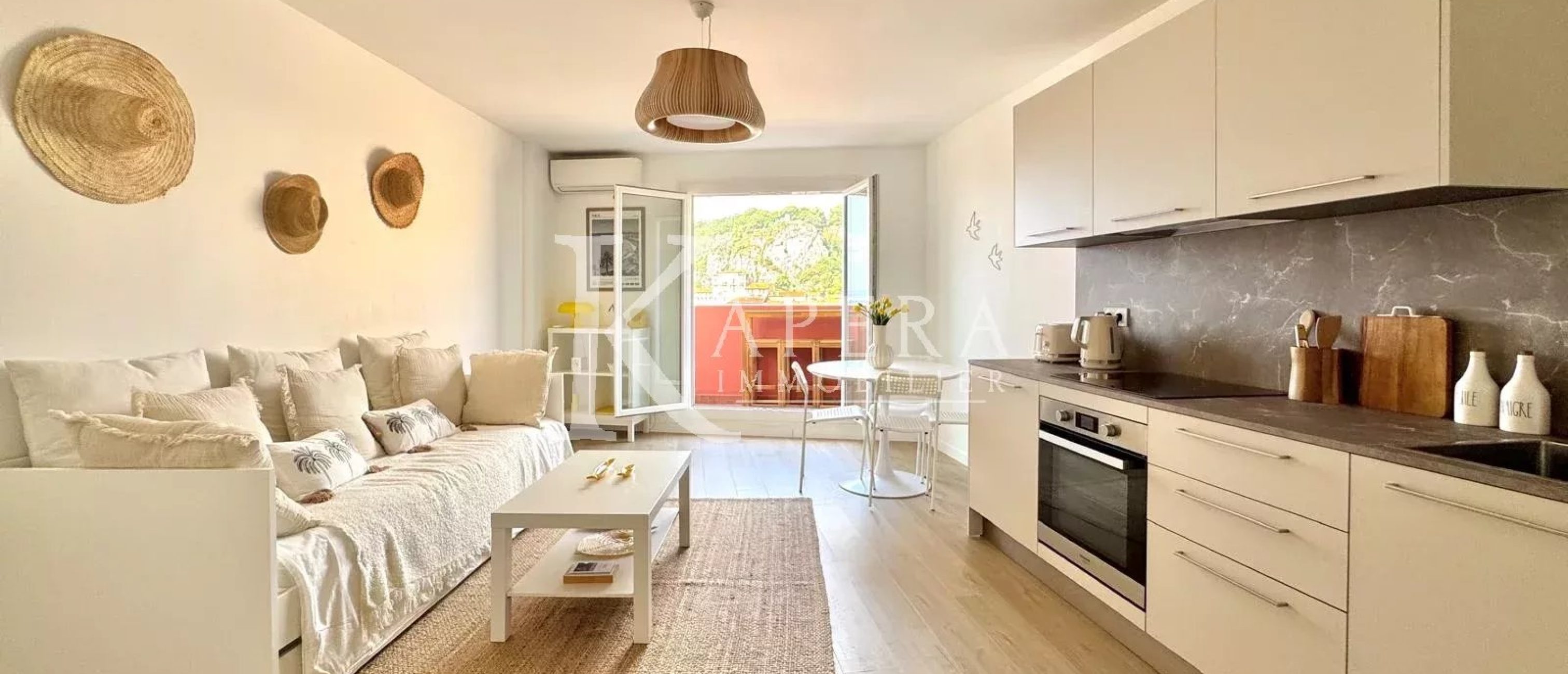 LOCATION MEUBLÉE 10 MOIS – NICE LE PORT – 2P 48M² AVEC TERRASSE ET VUE MER PANORAMIQUE