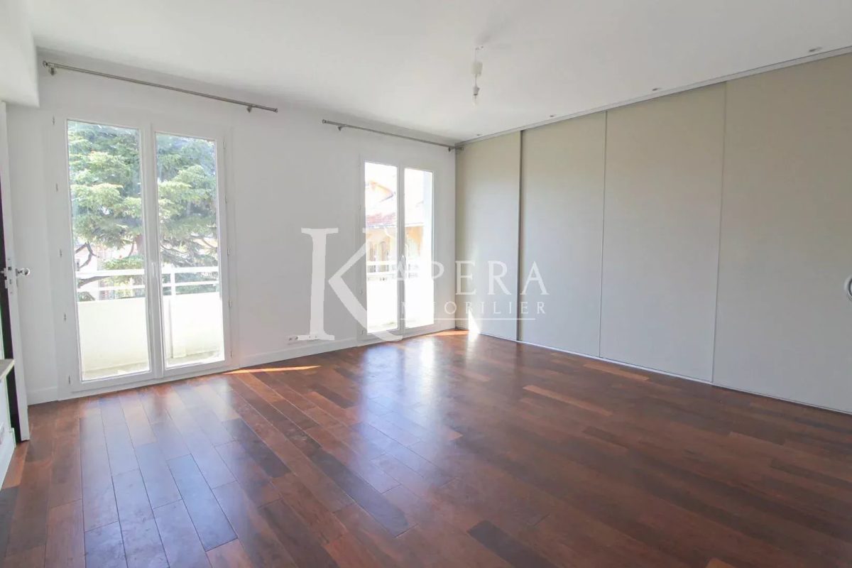 VENTE 4P 140m² - NICE CENTRE VILLE - TERRASSE - PARKING