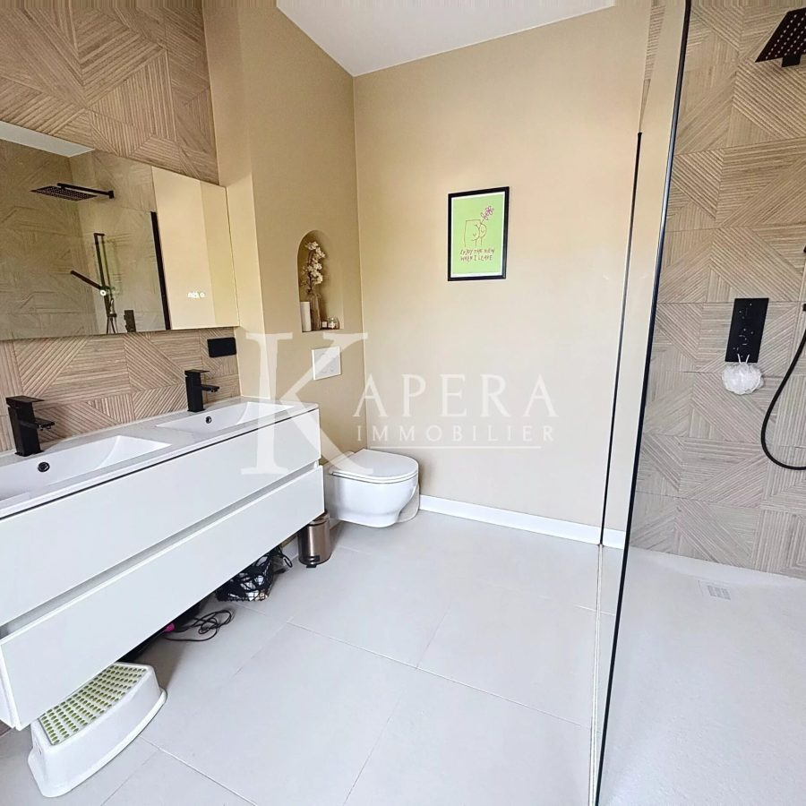 VENTE MAISON INDIVIDUELLE 150M2 - CAGNES SUR MER - CONFORT - STATIONNEMENTS