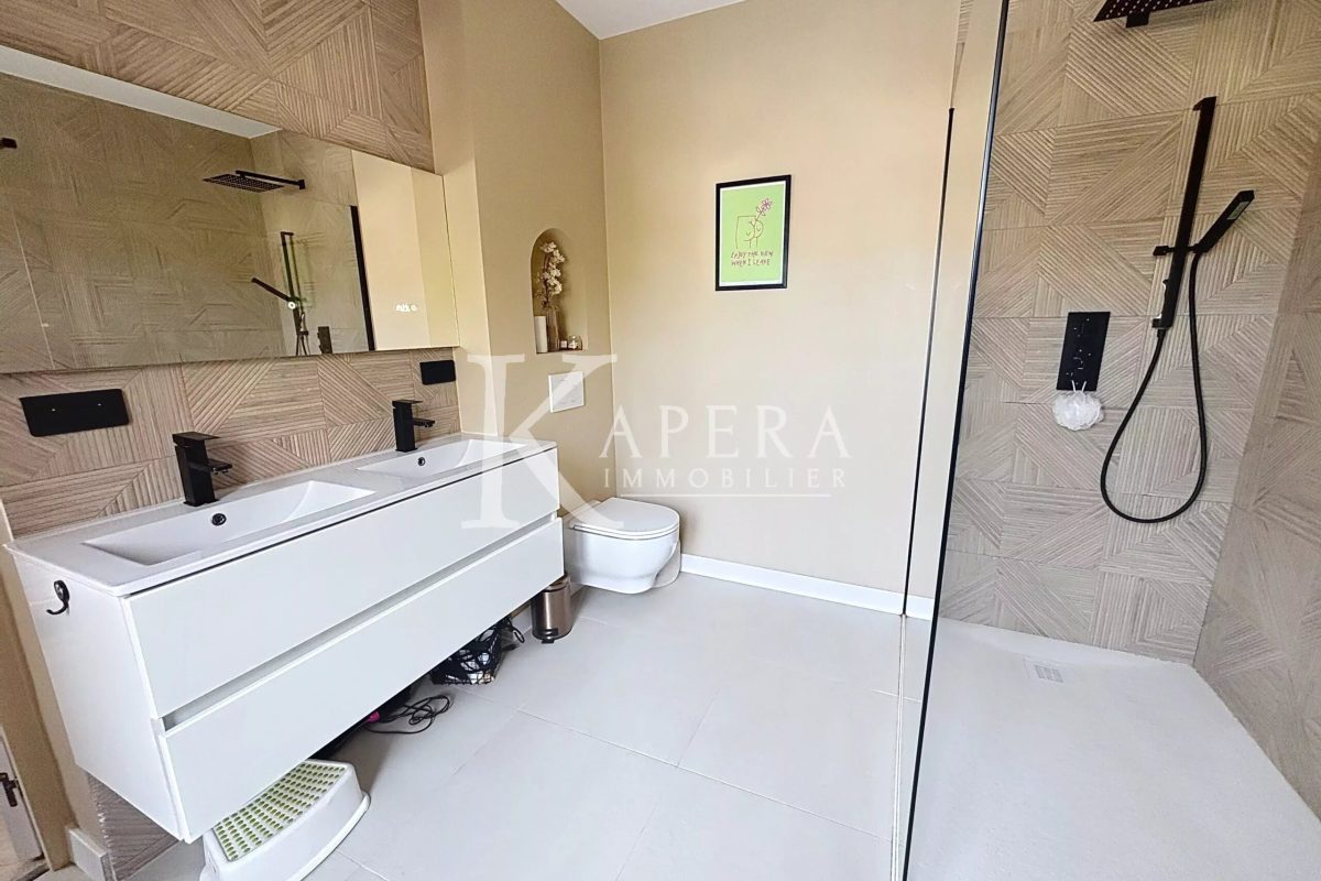 VENTE MAISON INDIVIDUELLE 150M2 - CAGNES SUR MER - CONFORT - STATIONNEMENTS