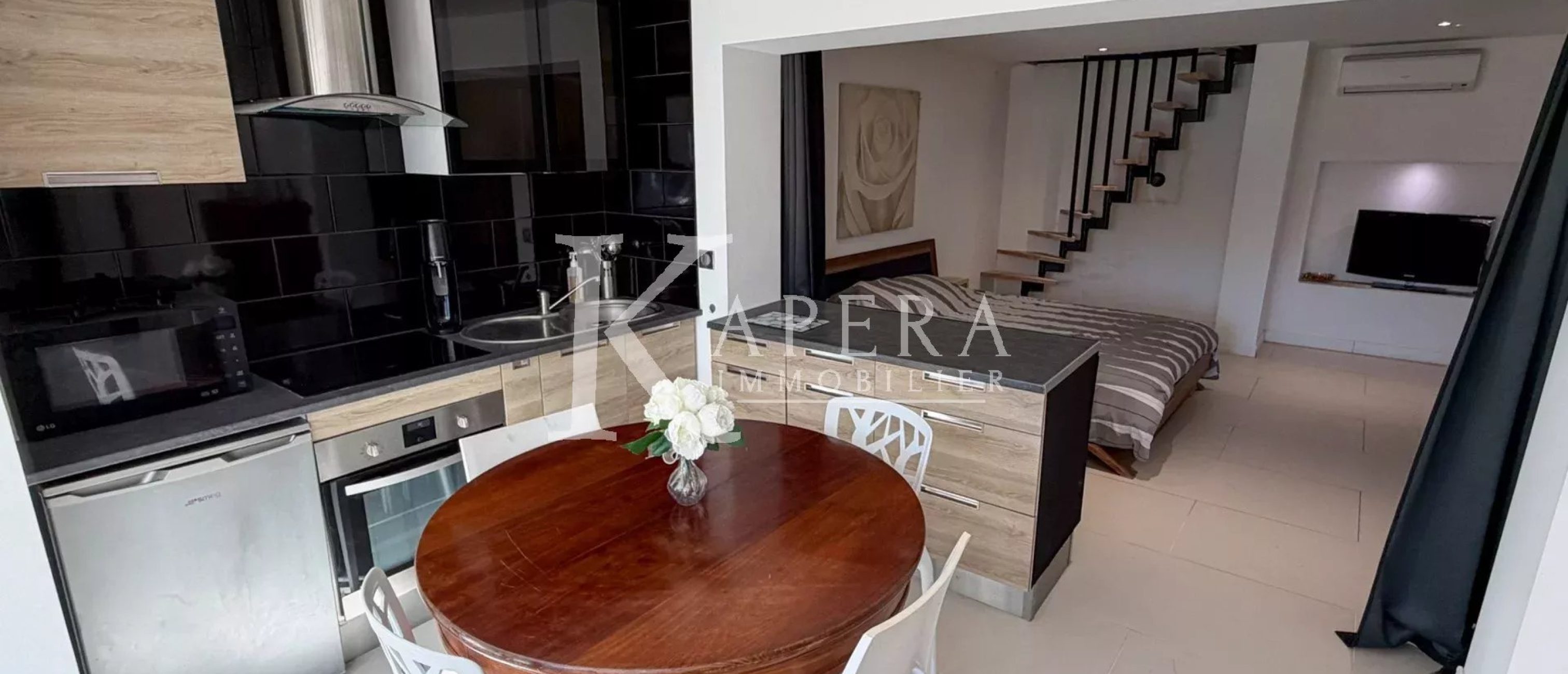 VENTE MAISON 8P 233M2 - CAGNES SUR MER/LES COLLETTES - PISCINE