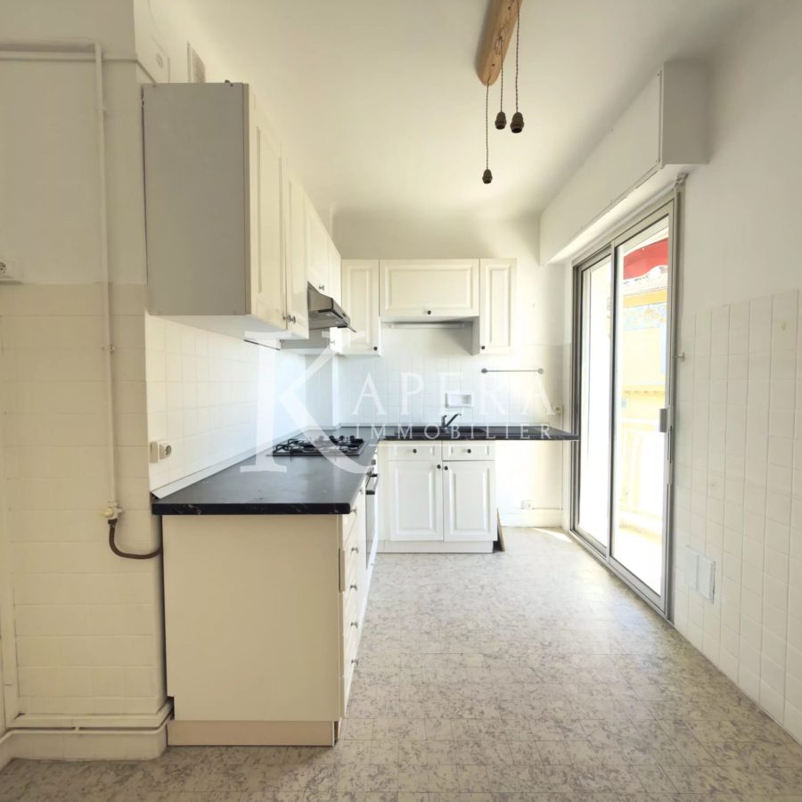 VENTE 3P - NICE MONT BORON- VUE MER - GARAGE - CAVE