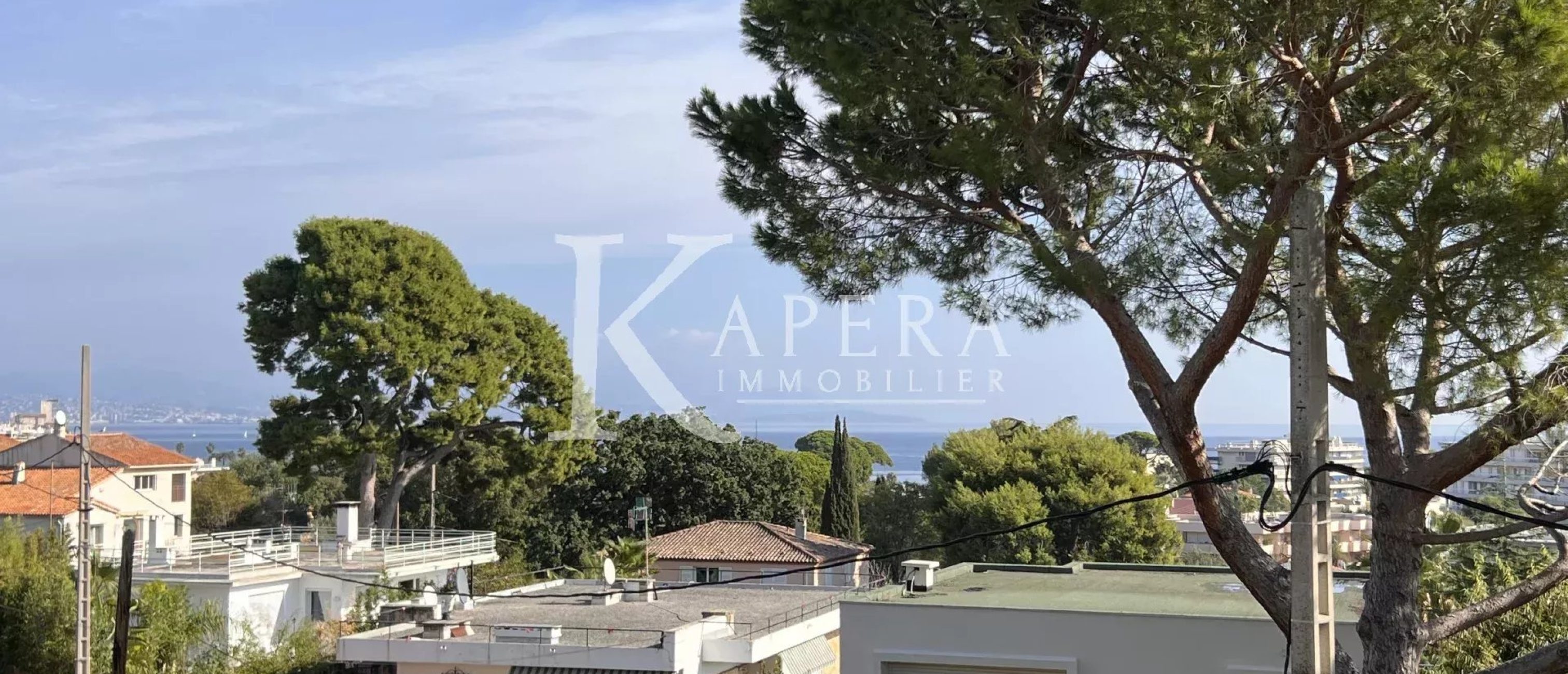 LOCATION 4P 98m2 -ANTIBES ROSTAGNE- VUE MER-GARAGE
