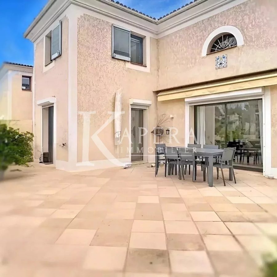 EN VENTE MAISON 5P 105M2 - DOMAINE LES HAUTS DE VAUGRENIER