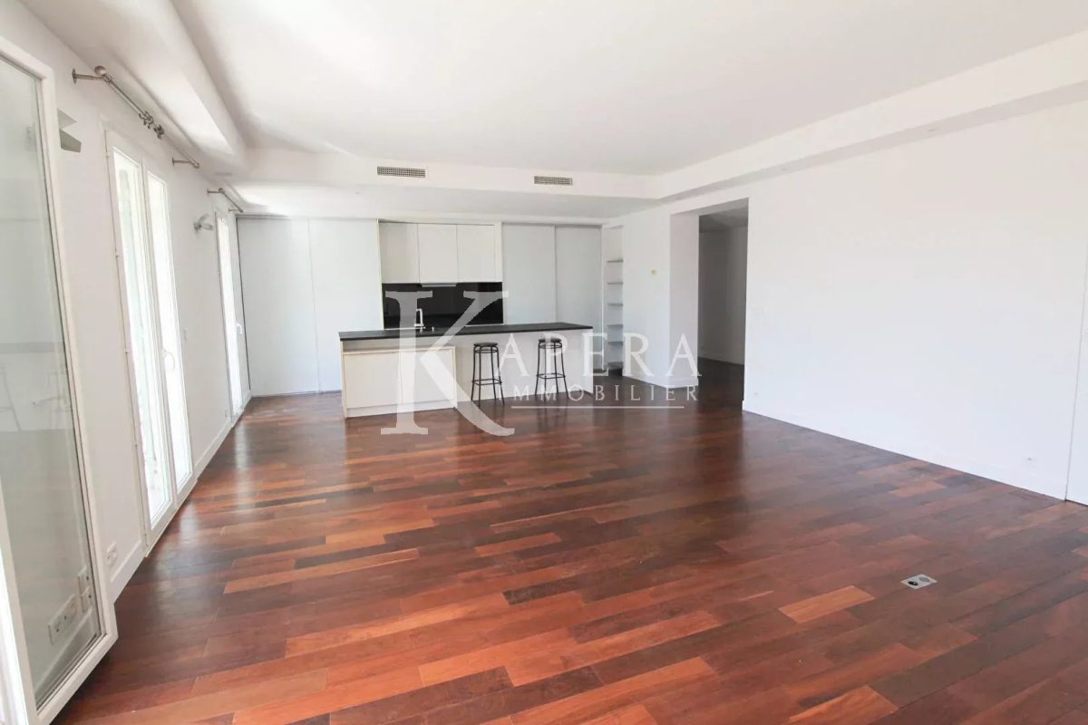 VENTE 4P 140m² - NICE CENTRE VILLE - TERRASSE - PARKING