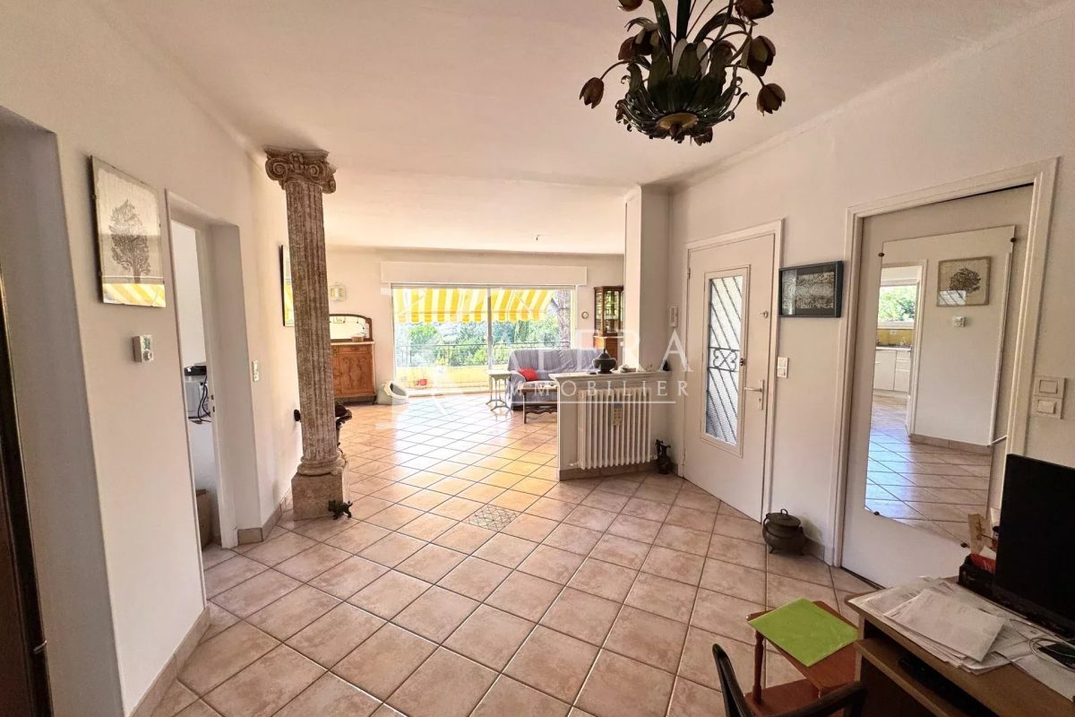 VENTE MAISON 215M2 + dépendance - PISCINABLE + COS Dispo - CALME ABSOLU - CAMPONS