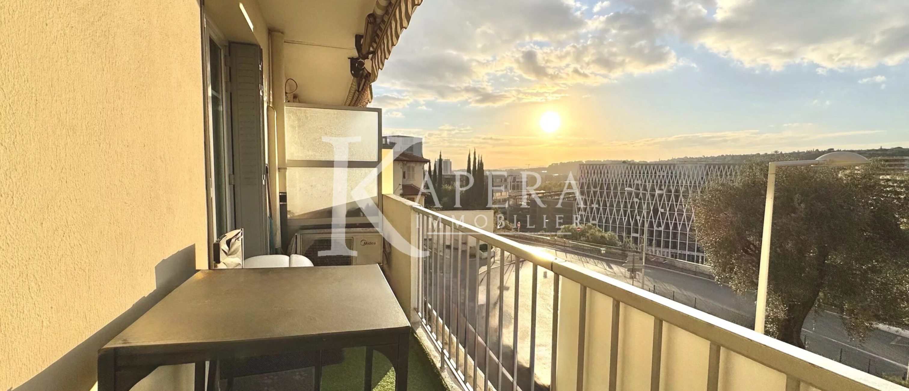 VENTE 58M2 NICE ST MARGUERITE - BALCONS - GARAGE - CAVE