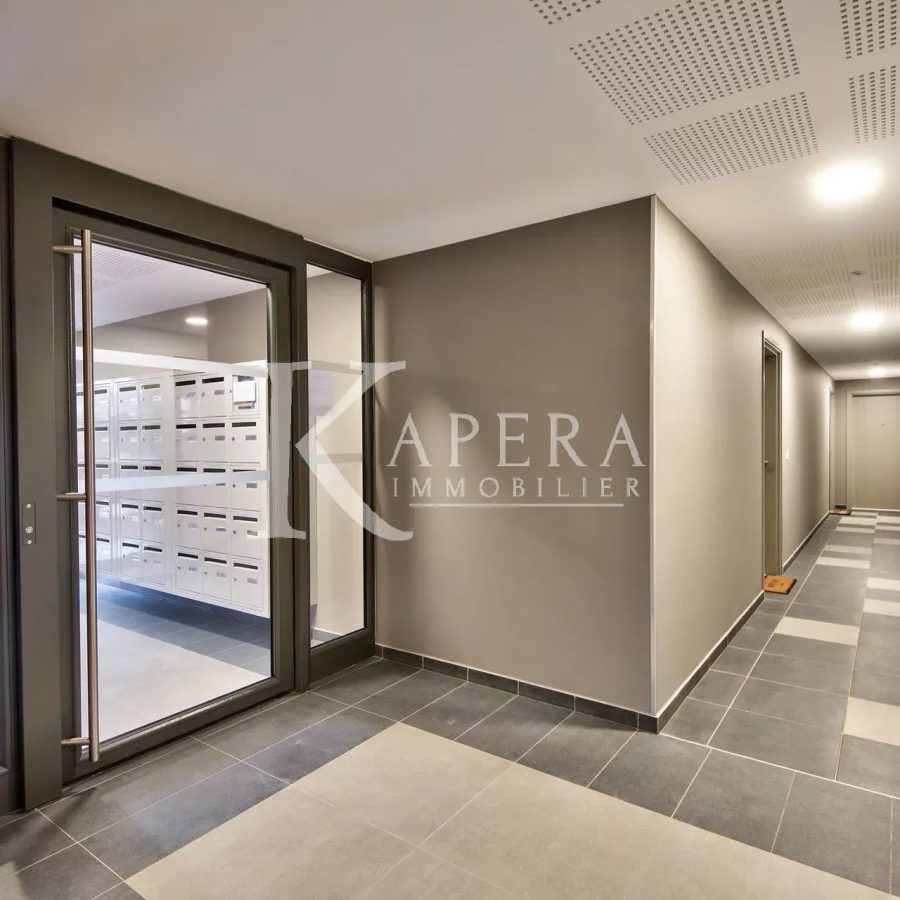 VENTE 2P 41M² - SAINT LAURENT DU VAR/LES PUGETS - TERRASSE - PARKING