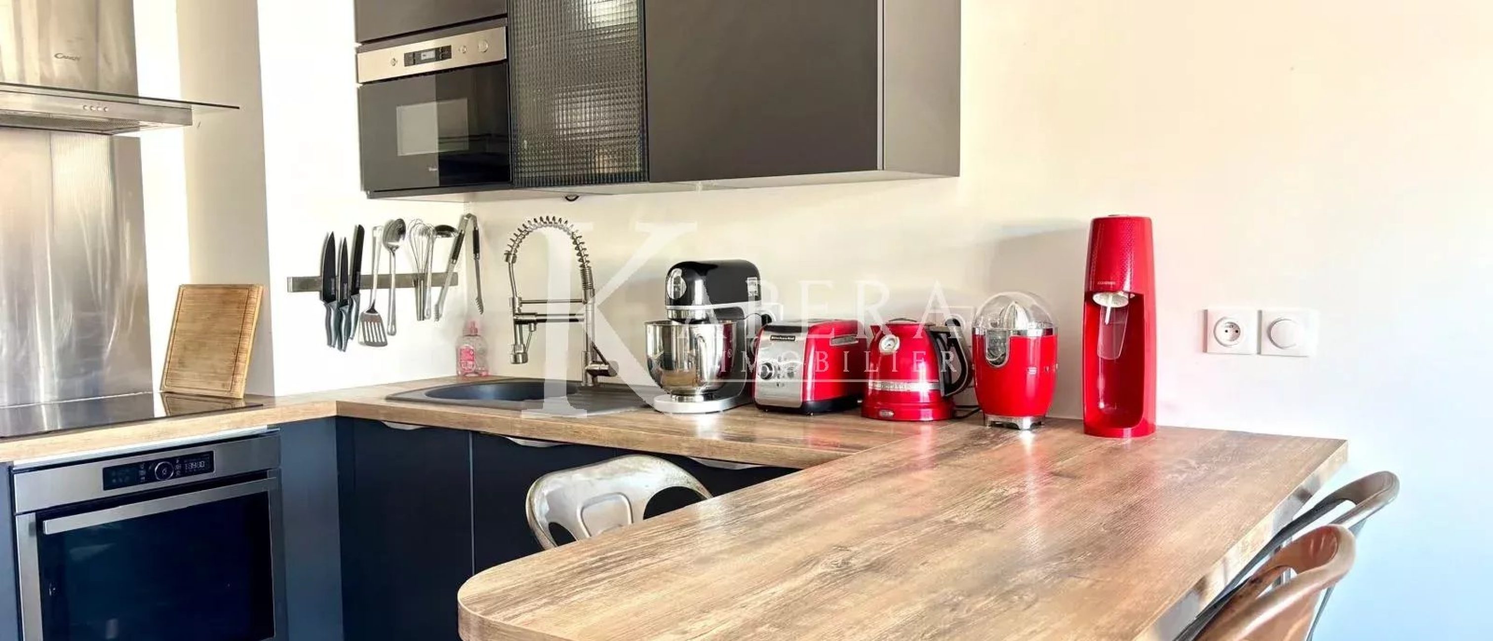 VENTE 2P 40M2 - VALLAURIS - CENTRE VILLE -  TERRASSE - PARKING