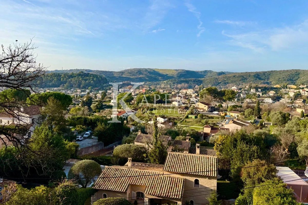 VENTE 2P 42,76M2 - CAGNES SUR MER/L'HUBAC - DOUBLE GARAGE - TERRASSE
