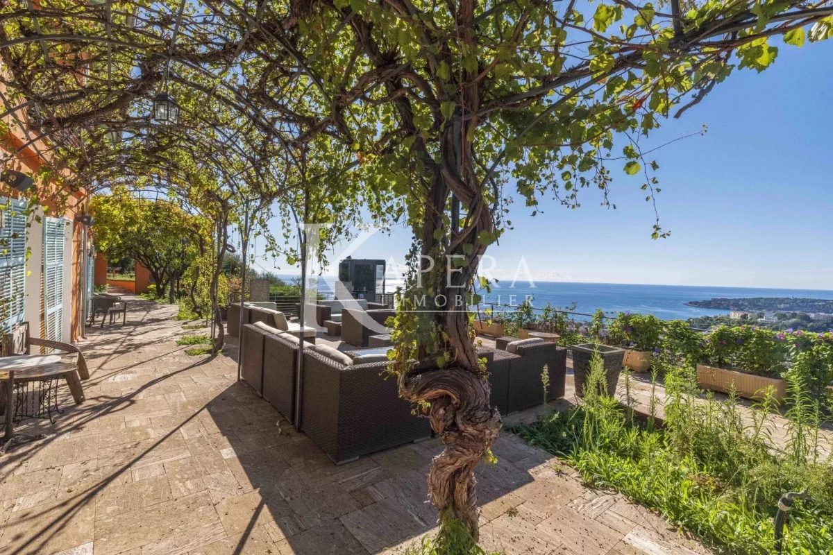 VENTE VILLA 7P 335M² - MENTON - VUE PANORAMIQUE MER ET MONTAGNES