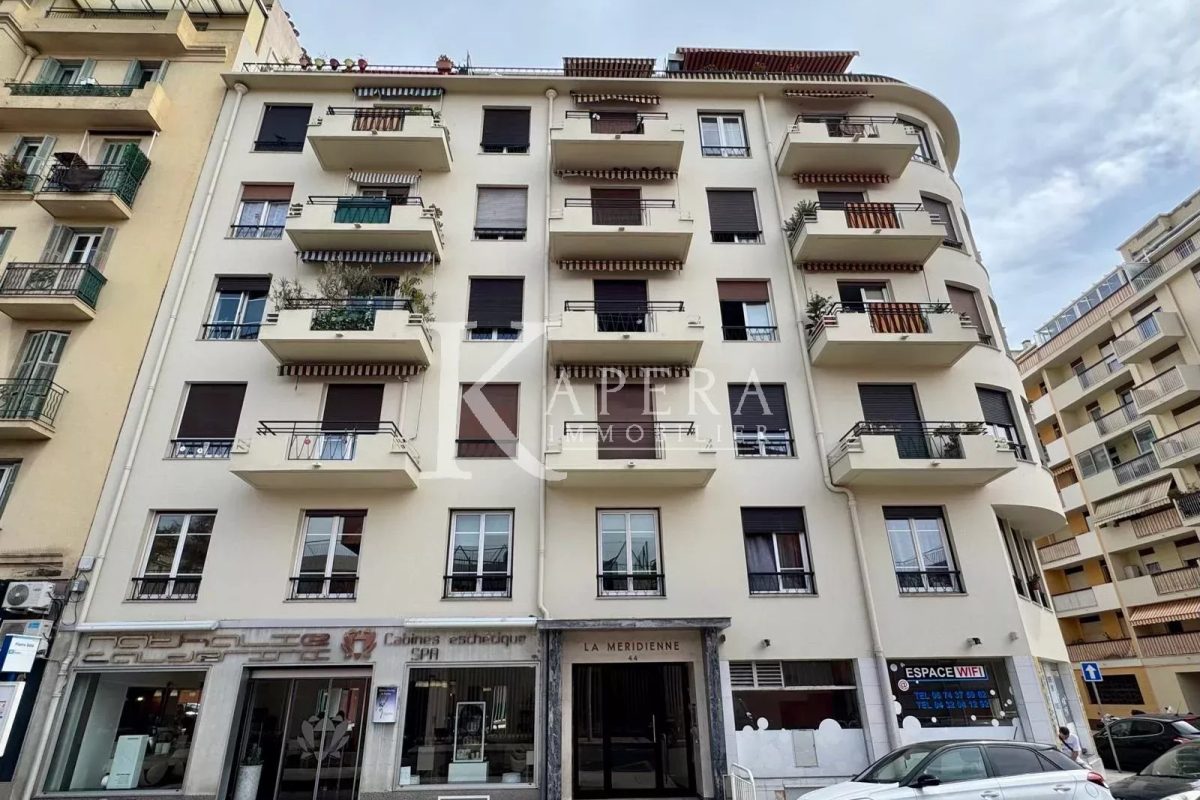 LOCATION MEUBLEE 3P TRAVERSANT 57M² - NICE RIQUIER - BALCON - CAVE