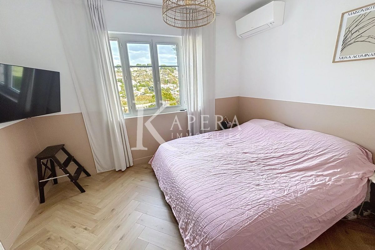 VENTE MAISON INDIVIDUELLE 150M2 - CAGNES SUR MER - CONFORT - STATIONNEMENTS