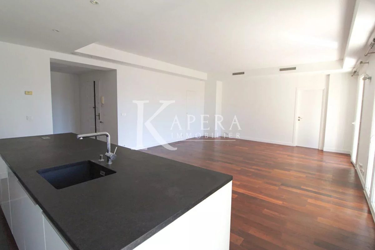 VENTE 4P 140m² - NICE CENTRE VILLE - TERRASSE - PARKING