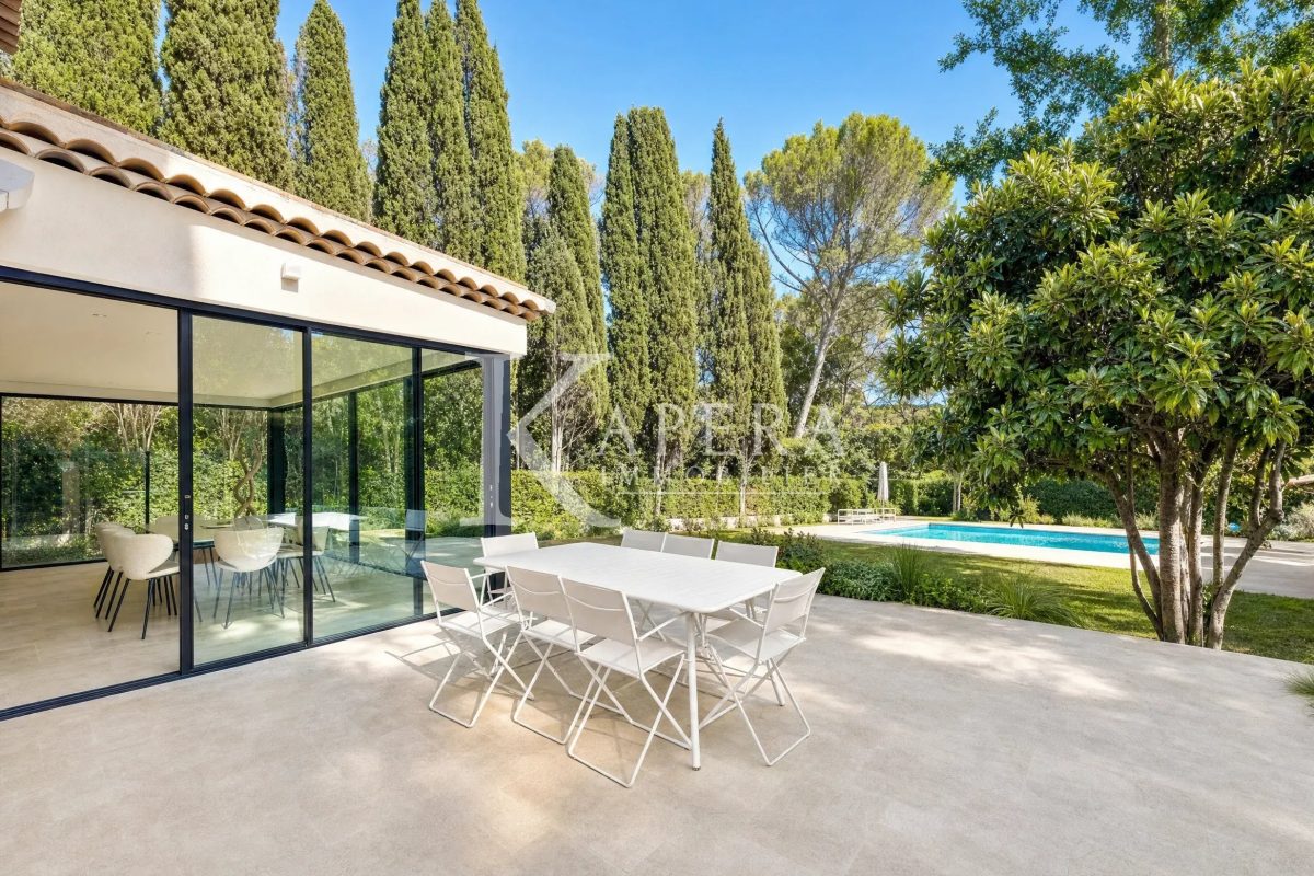 LOCATION VILLA 6P- MOUGINS DOMAINE ARGEVILLE
