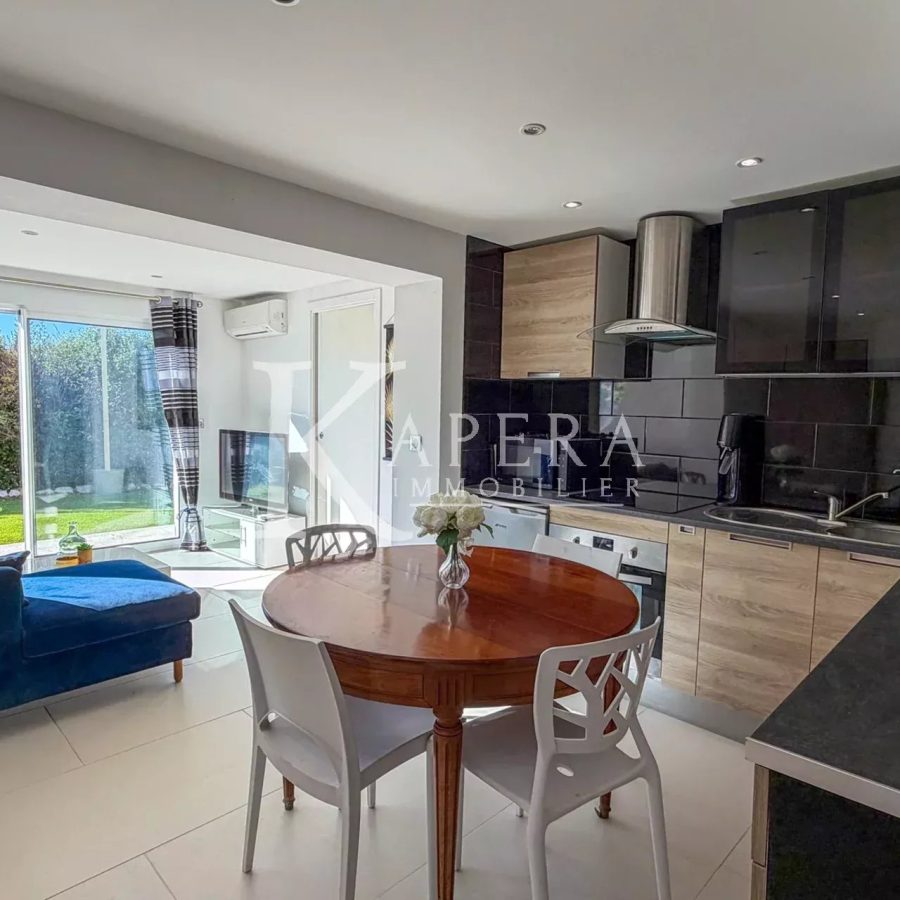 VENTE MAISON 8P 233M2 - CAGNES SUR MER/LES COLLETTES - PISCINE