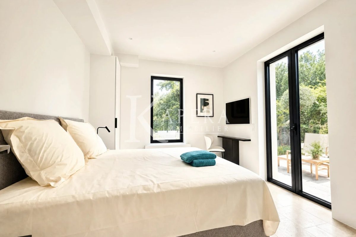 LOCATION VILLA 6P- MOUGINS DOMAINE ARGEVILLE