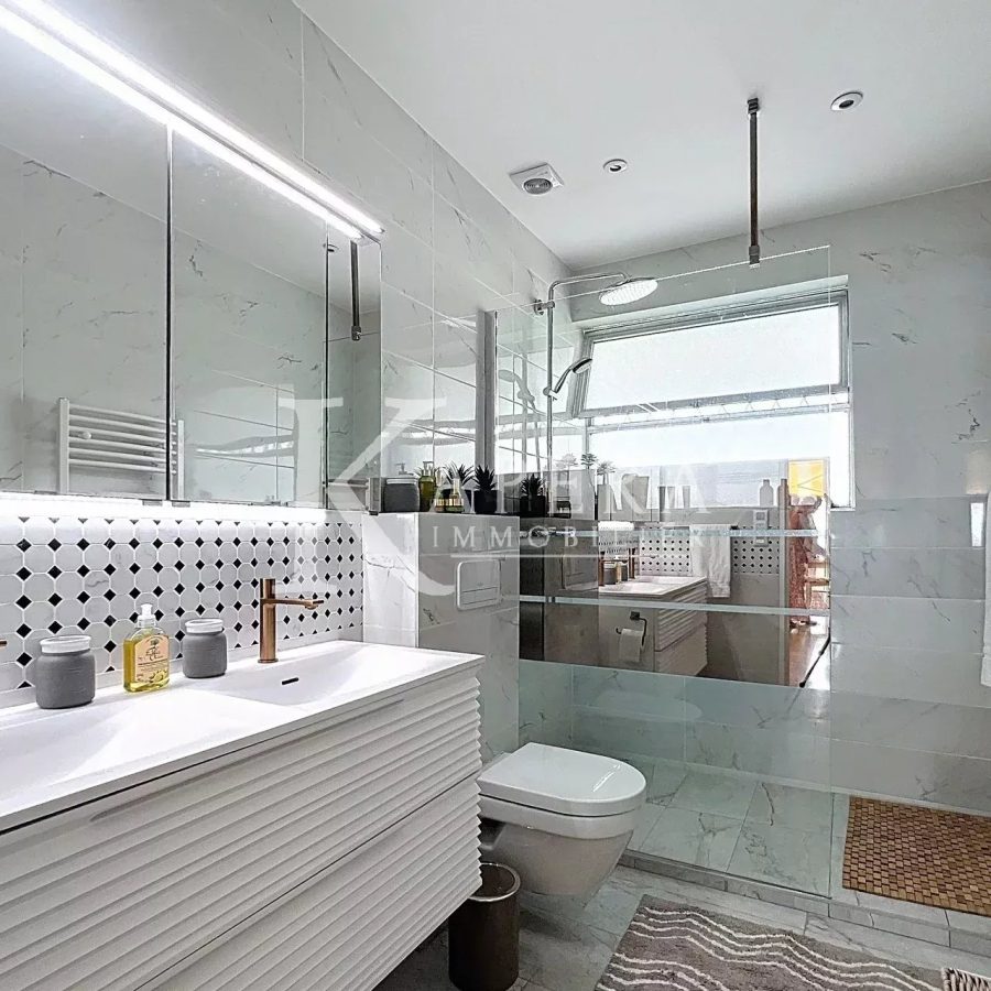 VENTE 4P 92M2 - MARINA BAIE DES ANGES - TERRASSE - GARAGE