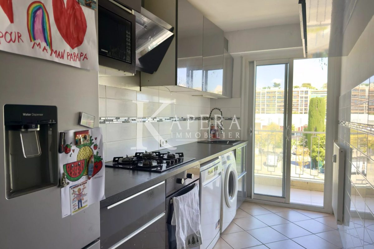 VENTE 3P 69M2 - CAGNES SUR MER - TRAVERSANT - LUMINEUX