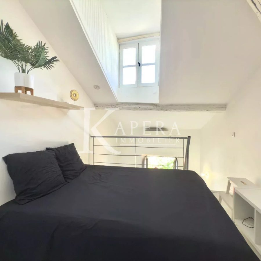 LOCATION DUPLEX MEUBLÉ - PLACE GARIBALDI