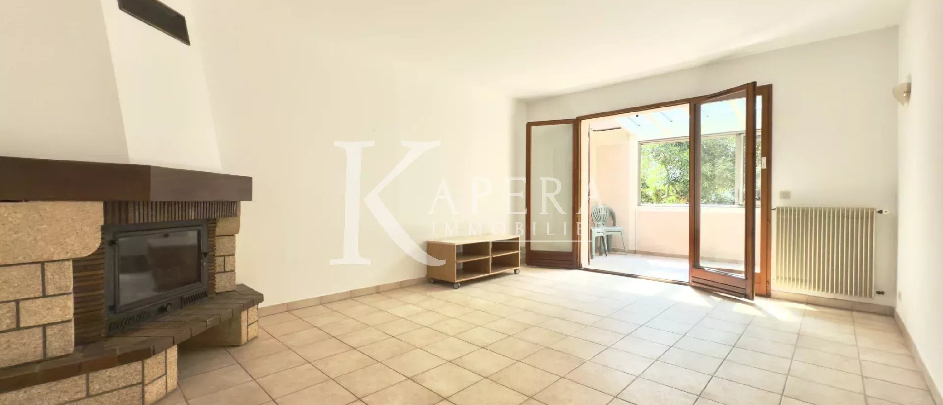 LOCATION MAISON - VALBONNE ILE VERTE- GARAGE-JARDIN-PISCINE