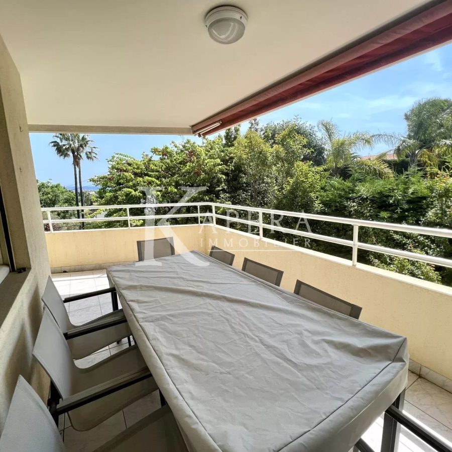 LOCATION VIDE 3 PIECES 75m2 - ANTIBES ILETTE - VUE MER-GARAGE