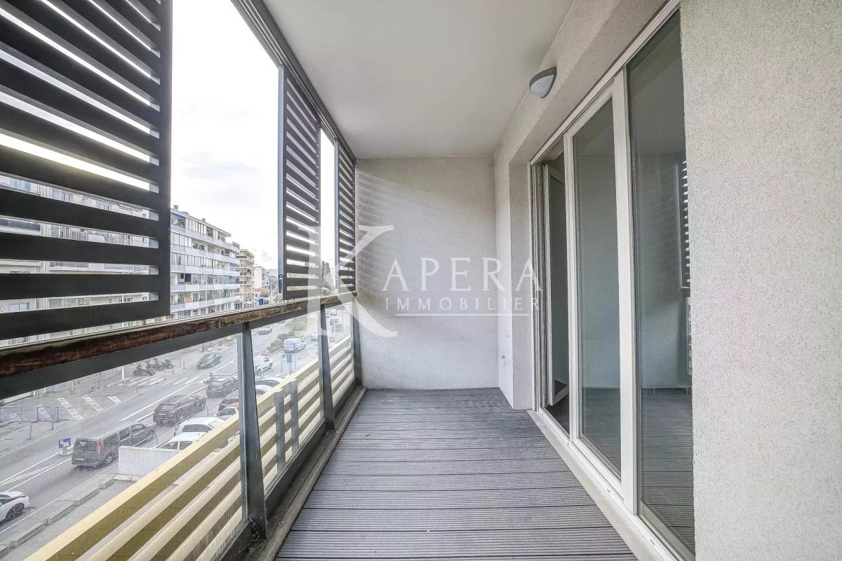VENTE 2P 37,27M2 - CROS DE CAGNES - PARKING - TERRASSE