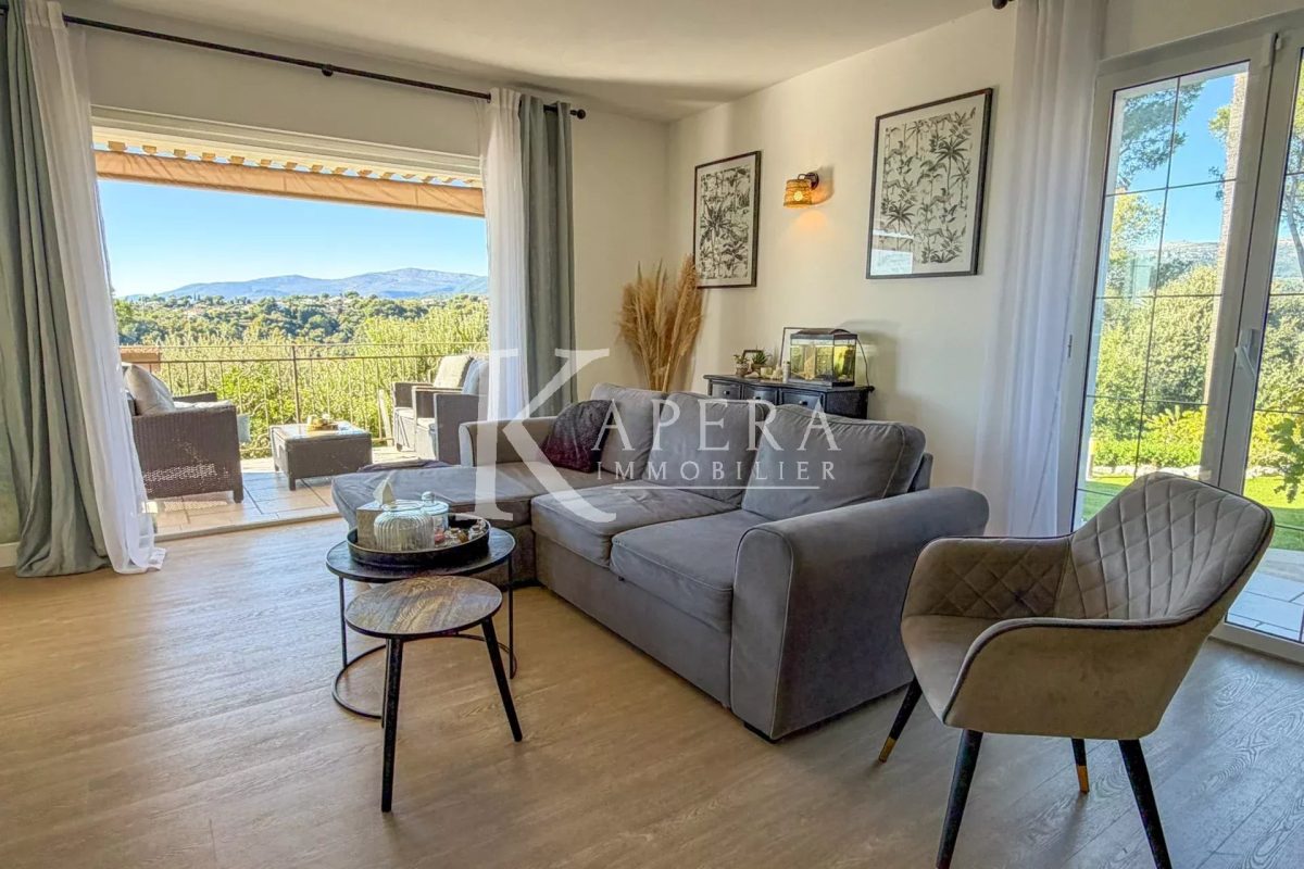 VENTE MAISON 8P 233M2 - CAGNES SUR MER/LES COLLETTES - PISCINE