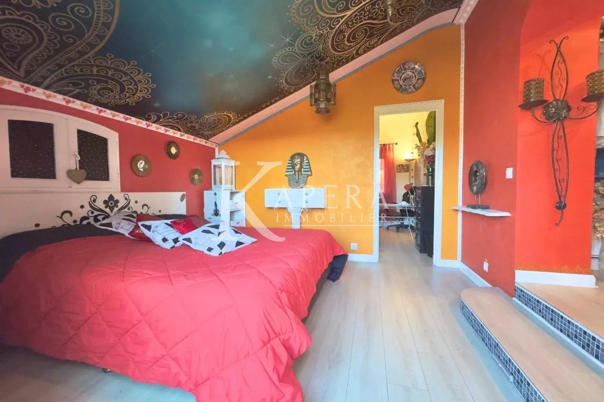 VENTE MAISON 181M2 - DRAGUIGNAN - PISCINE