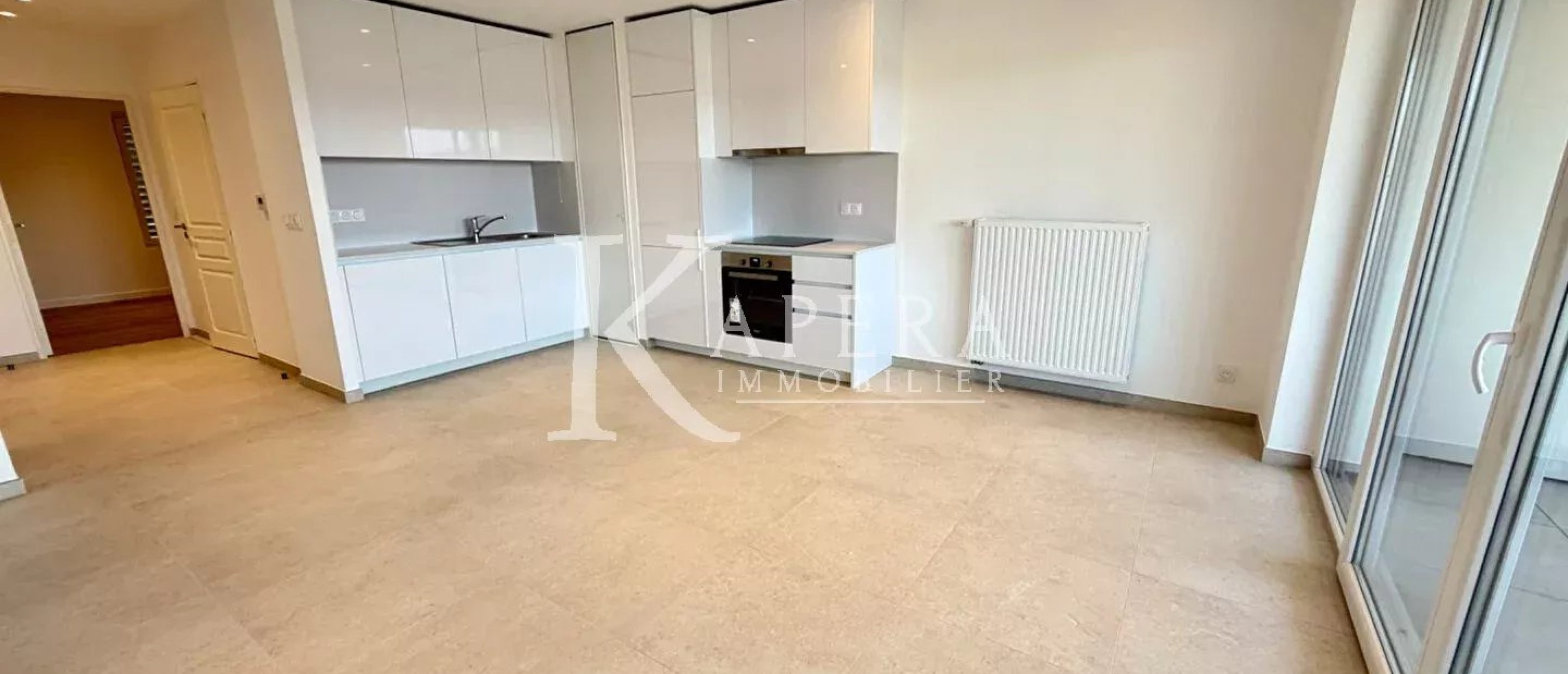 VENTE 2P 42,76M2 - CAGNES SUR MER/L'HUBAC - DOUBLE GARAGE - TERRASSE