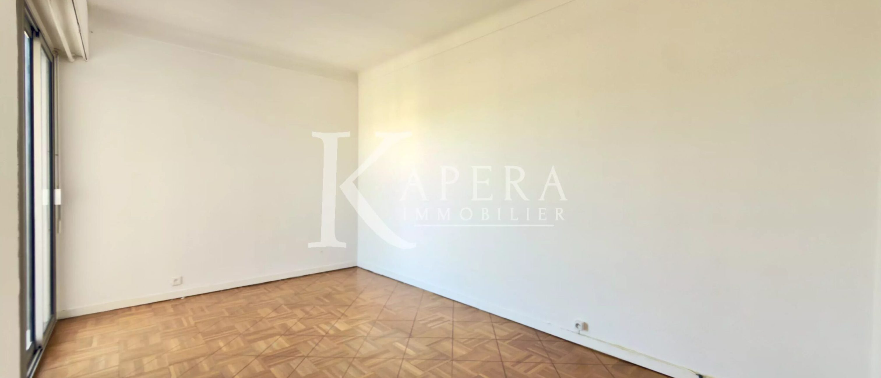 VENTE 3P - NICE MONT BORON- VUE MER - GARAGE - CAVE