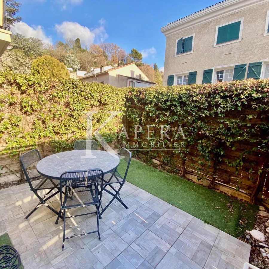 VENTE 2P 31M2 - VILLENEUVE-LOUBET/FERRAYONNES - REZ DE JARDIN - PARKING