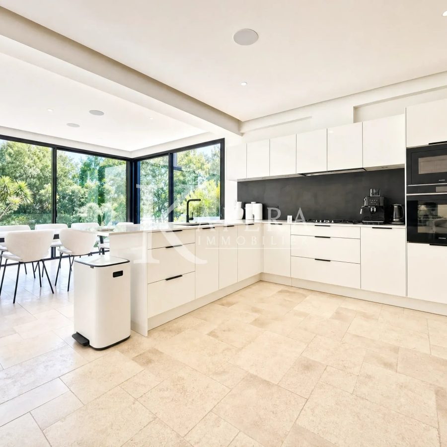 LOCATION VILLA 6P- MOUGINS DOMAINE ARGEVILLE